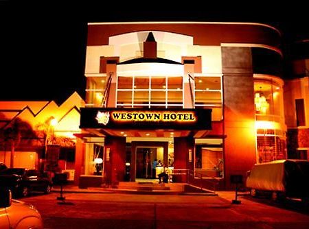 Mo2 Westown Hotel - Mandalagan Bacolod Luaran gambar