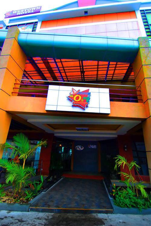Mo2 Westown Hotel - Mandalagan Bacolod Luaran gambar