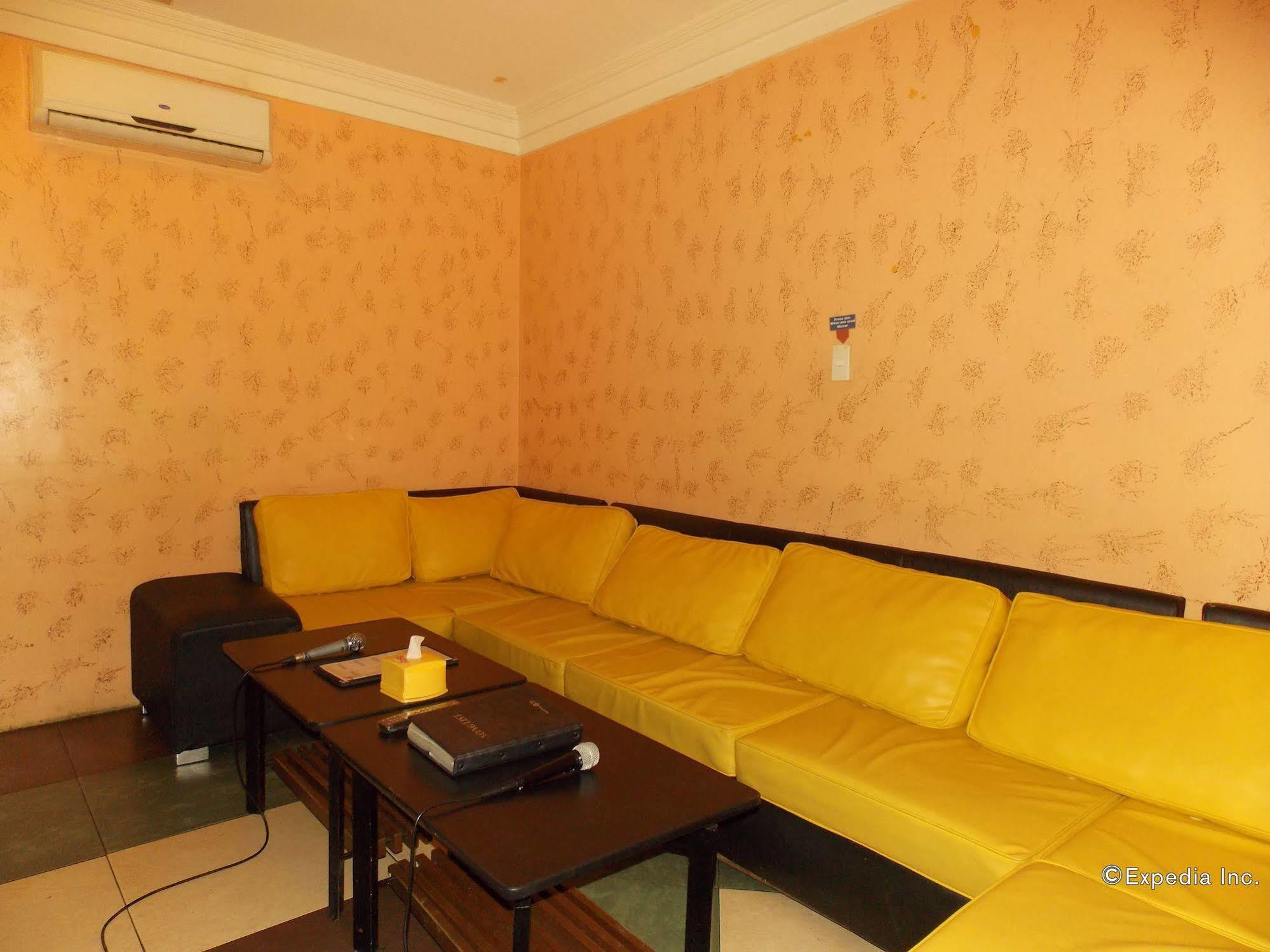 Mo2 Westown Hotel - Mandalagan Bacolod Luaran gambar