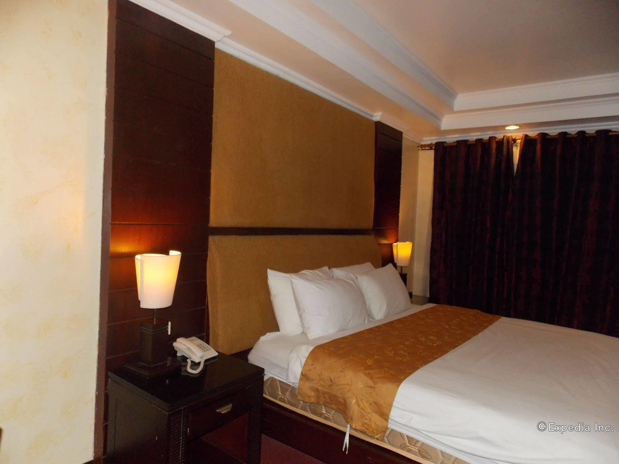 Mo2 Westown Hotel - Mandalagan Bacolod Luaran gambar
