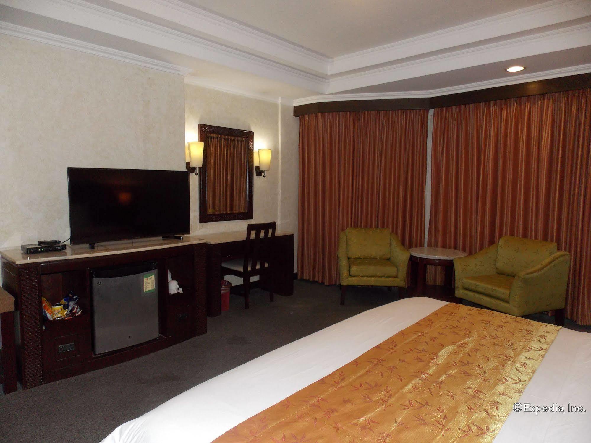 Mo2 Westown Hotel - Mandalagan Bacolod Luaran gambar