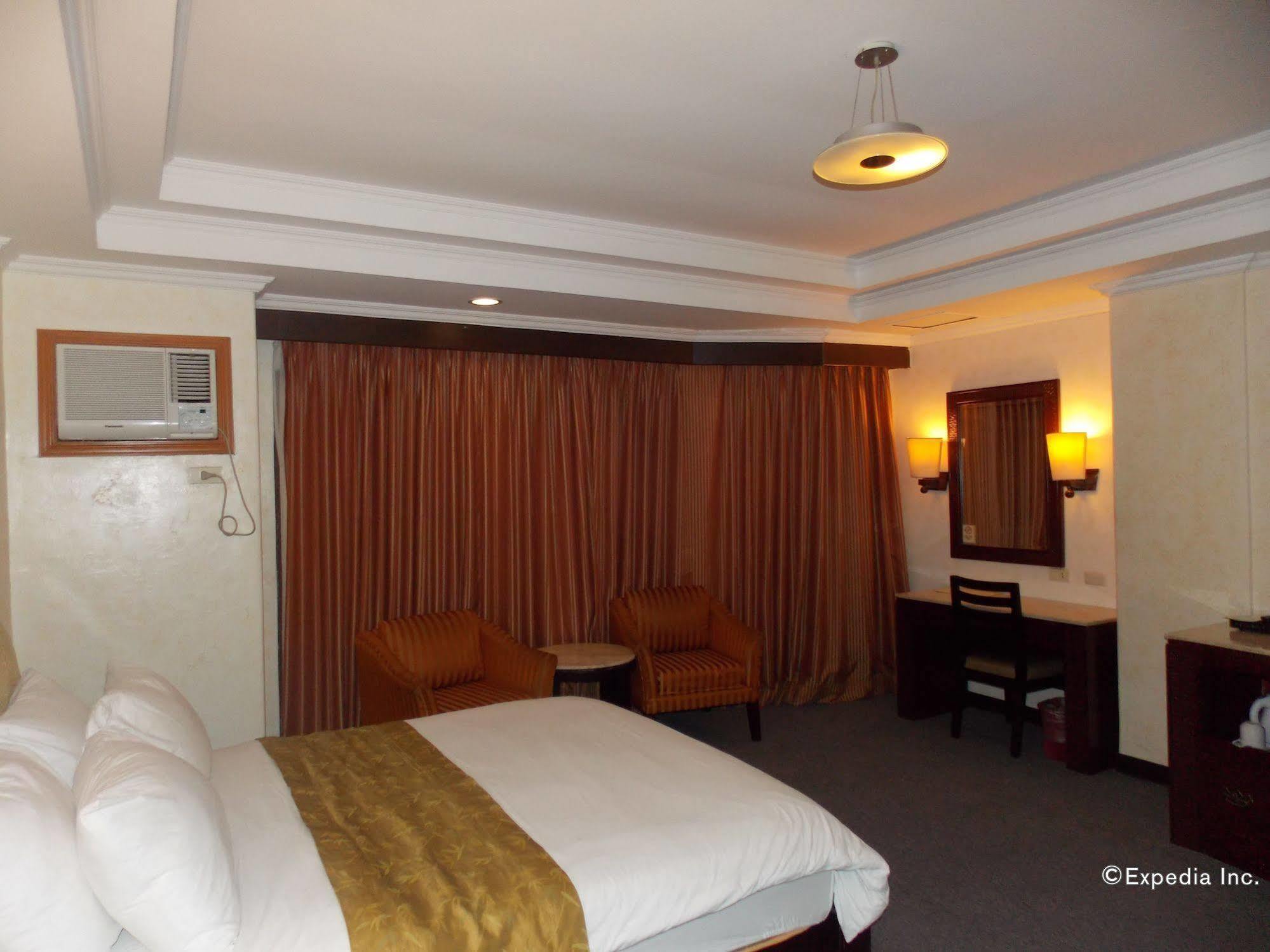 Mo2 Westown Hotel - Mandalagan Bacolod Luaran gambar