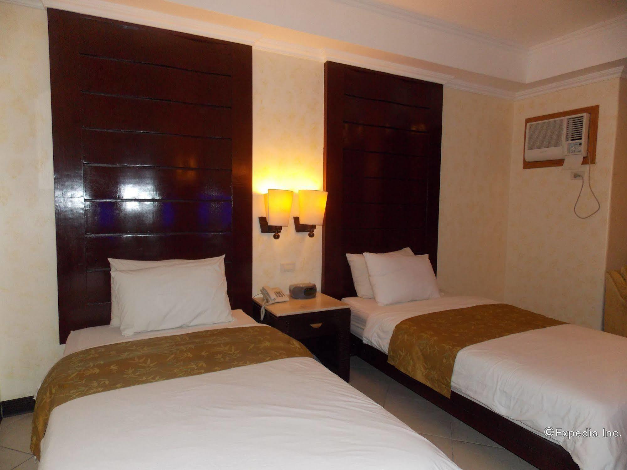 Mo2 Westown Hotel - Mandalagan Bacolod Luaran gambar
